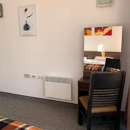 Apartamento слънчев в к-с мурите *
